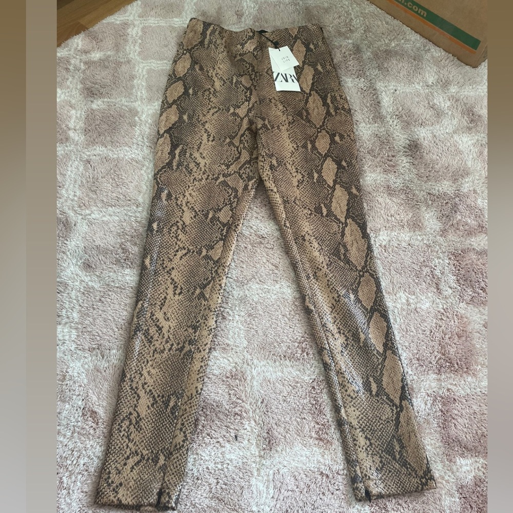 Never worn Zara snake print pants